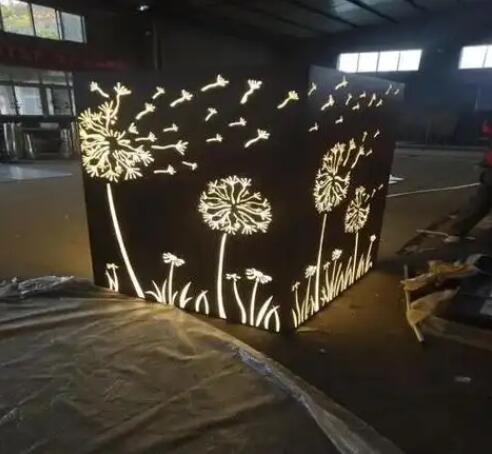 雷鸣镇耐候钢灯箱